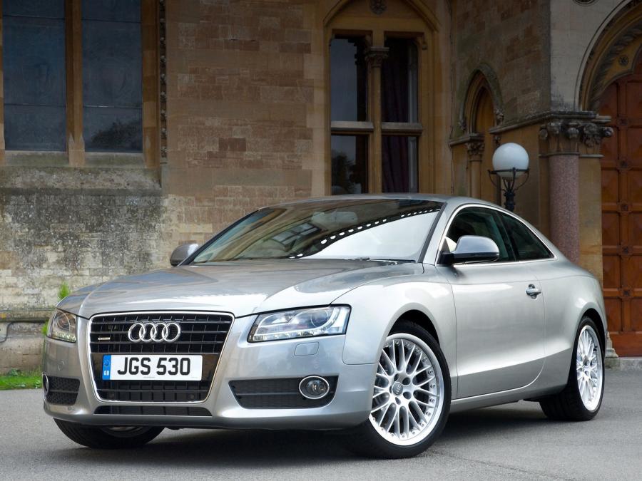  Audi A5 Coupe 3.2 2007 года  (UK) (фото 6 из 7)